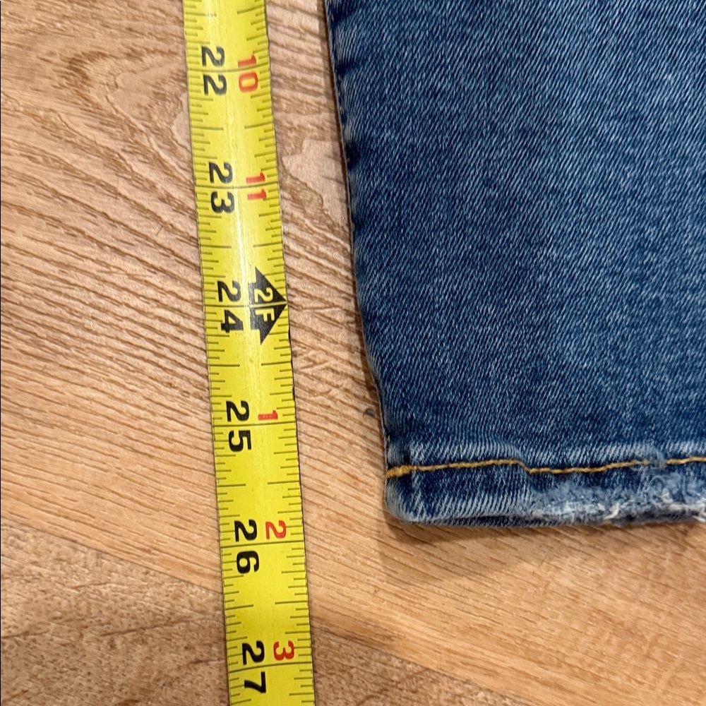 Good American Women's Straight Leg Jeans - Blue - Picture 6 of 8